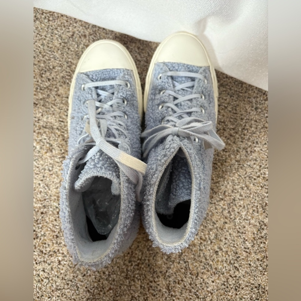 Converse Chuck Taylor All-Star Hi Lift ‘Cozy Club’ Trainer Fuzzy Sherpa Platform - Picture 6 of 10